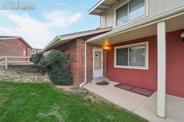 258 W Rockrimmon Boulevard A, Colorado Springs