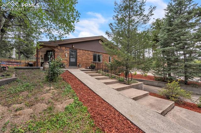 6430 Burrows Road, Colorado Springs