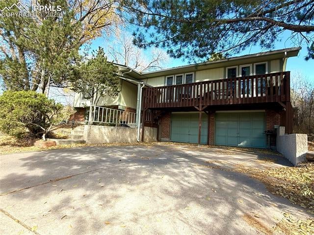 Homes for Sale in Colorado Springs, CO