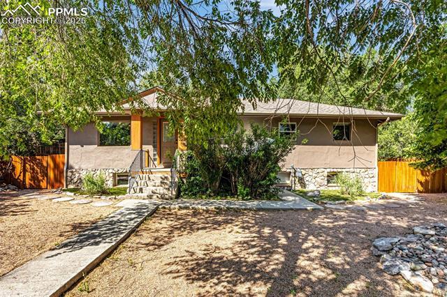 412 Yucca Drive, Colorado Springs