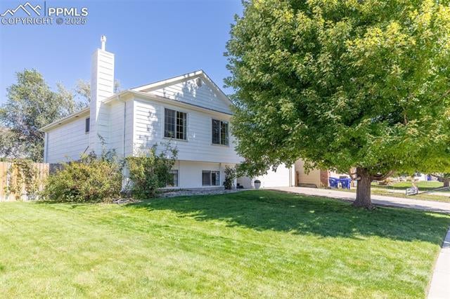 Residential Real Estate for Sale located in the neighborhood of Pheasant Run Ranch, in the city of Colorado Springs, CO