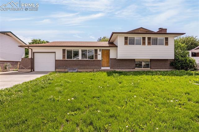 245 Dexter Street, Colorado Springs