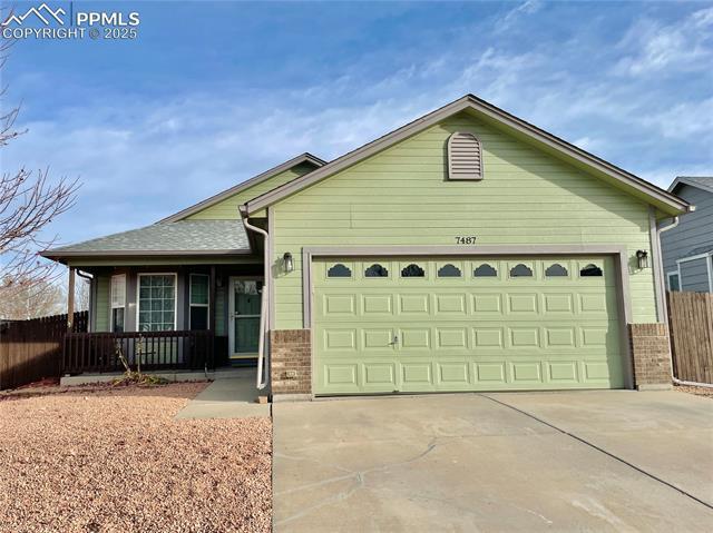 7487 Farmcrest Road, Colorado Springs