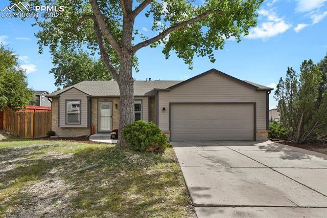 794 Crosstrail Drive, Colorado Springs