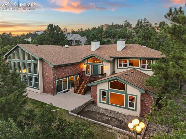 6825 Oak Valley Lane, Colorado Springs