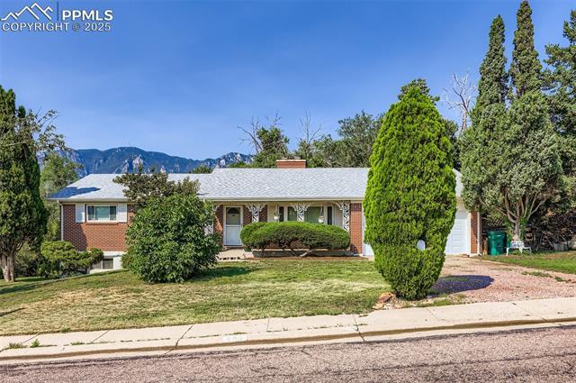 520 Crestridge Avenue, Colorado Springs