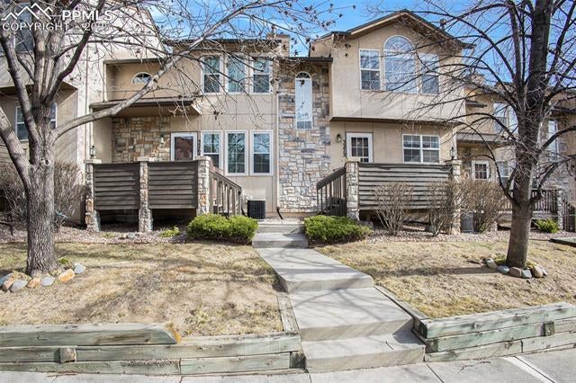 Homes for Sale in Colorado Springs, CO