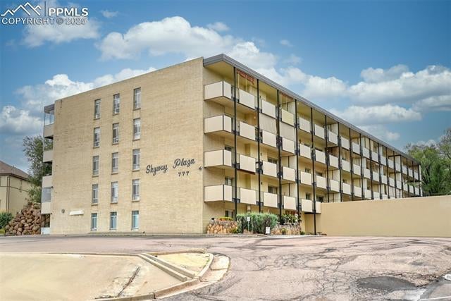 777 Saturn Drive 400, Colorado Springs