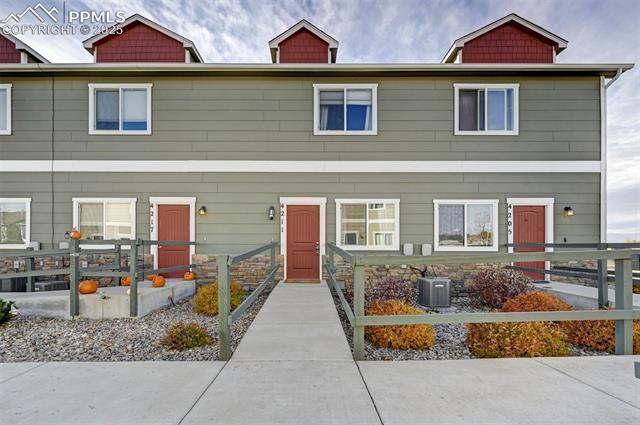 Homes for Sale in Colorado Springs, CO