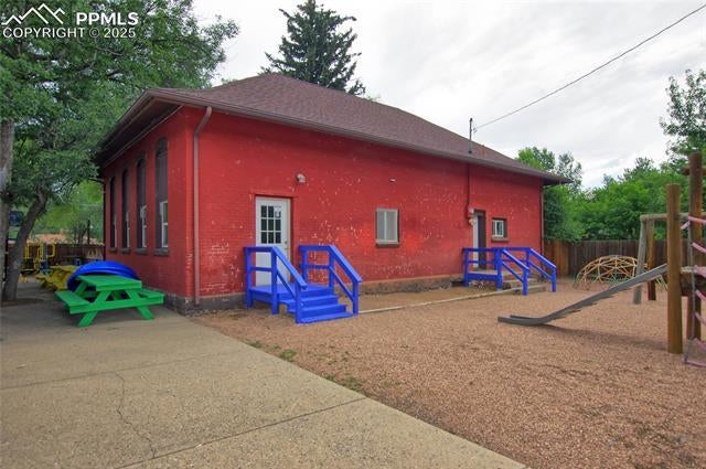 1015 W Cheyenne Road, Colorado Springs