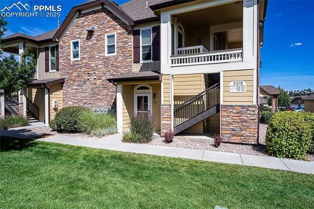 Homes for Sale in Colorado Springs, CO
