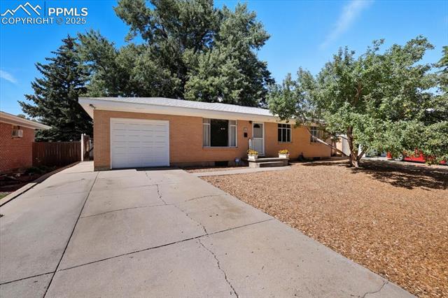 2924 Illinois Avenue, Colorado Springs