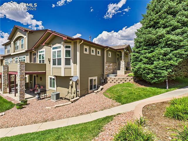 6439 Range Overlook Heights, Colorado Springs