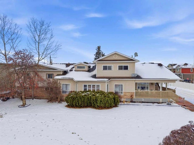 4718 College Avenue , Lacombe