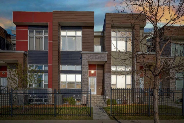 404, 1530 Bayside Avenue Sw, Airdrie