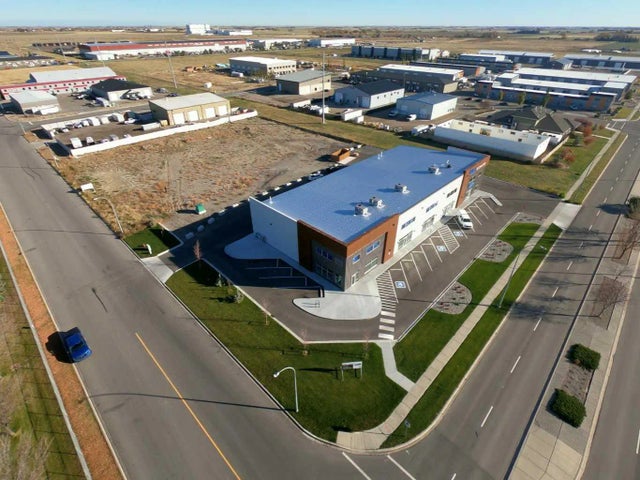 3229 30 Avenue N, Lethbridge