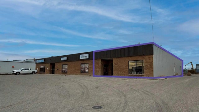 3221 2 Avenue , Lethbridge