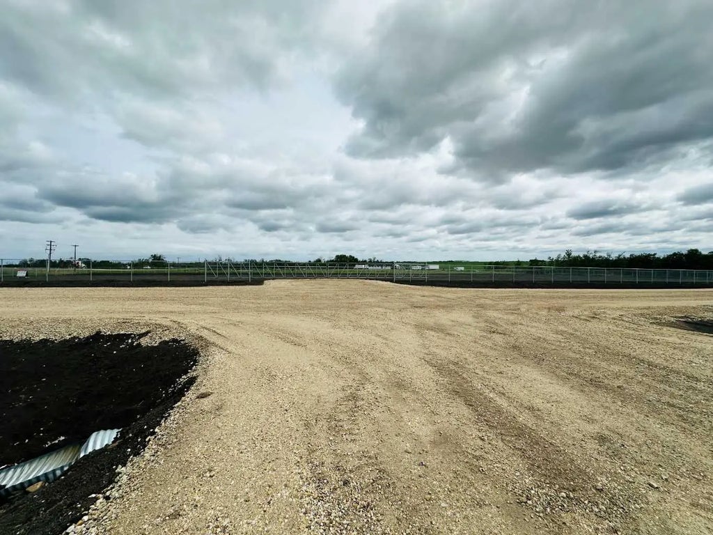 720049 Rr63  , Clairmont