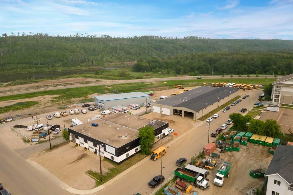 8030 Golosky Avenue , Fort McMurray