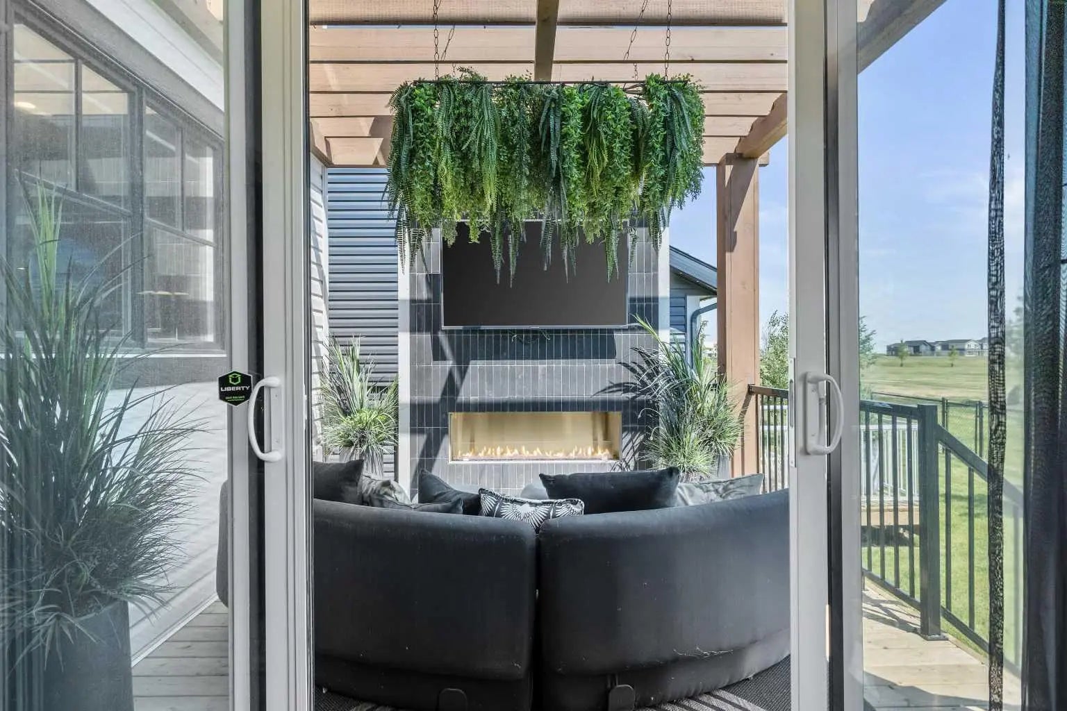 166 Setonstone Green Southeast, Calgary – Residential Detached Listing Photo 2