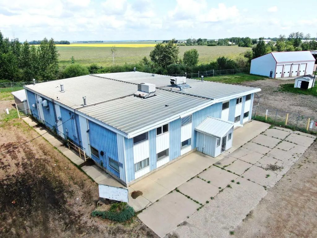 4120 53 Avenue  , High Prairie