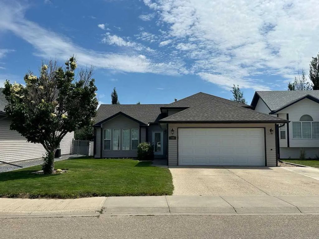 44 Upland Street W, Brooks