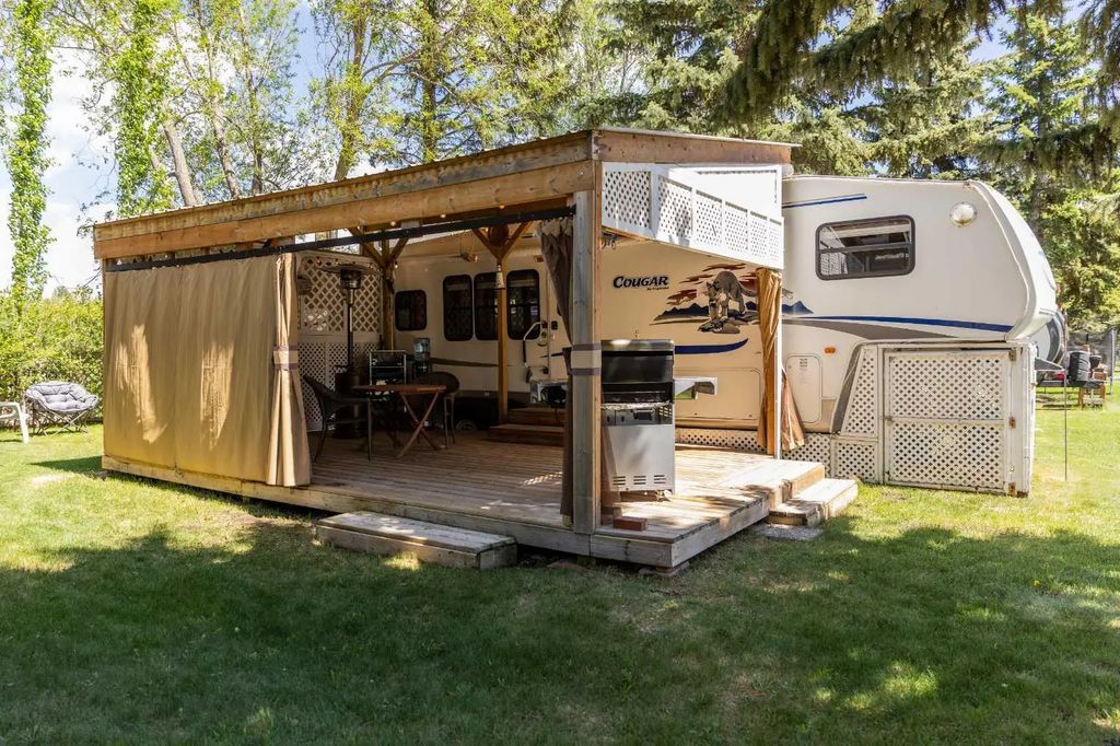 35 12036 Twp Rd 422  , Rural Ponoka County