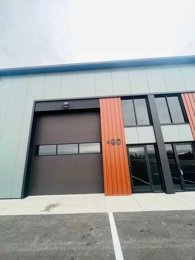 60, 1313 30 Street N, Lethbridge