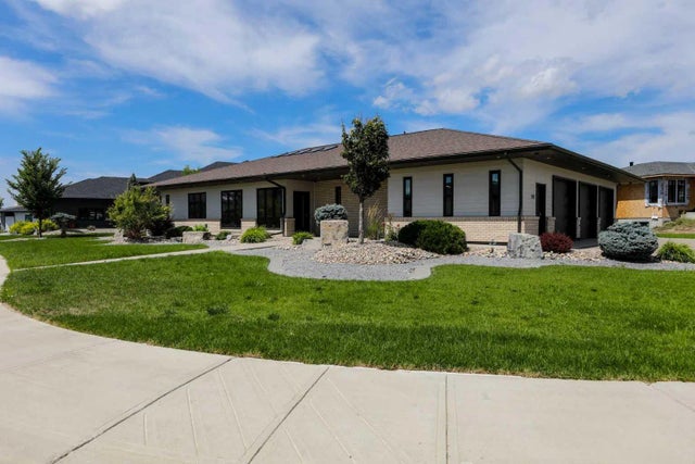 500 Gold Canyon Place S, Lethbridge