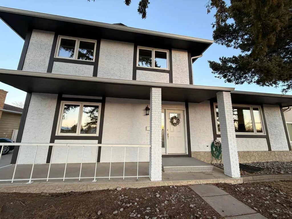 5632 Dalhousie Drive Nw, Calgary