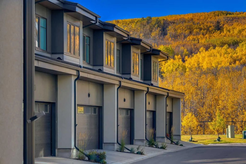 13, 1453 Na'a Drive Sw, Calgary