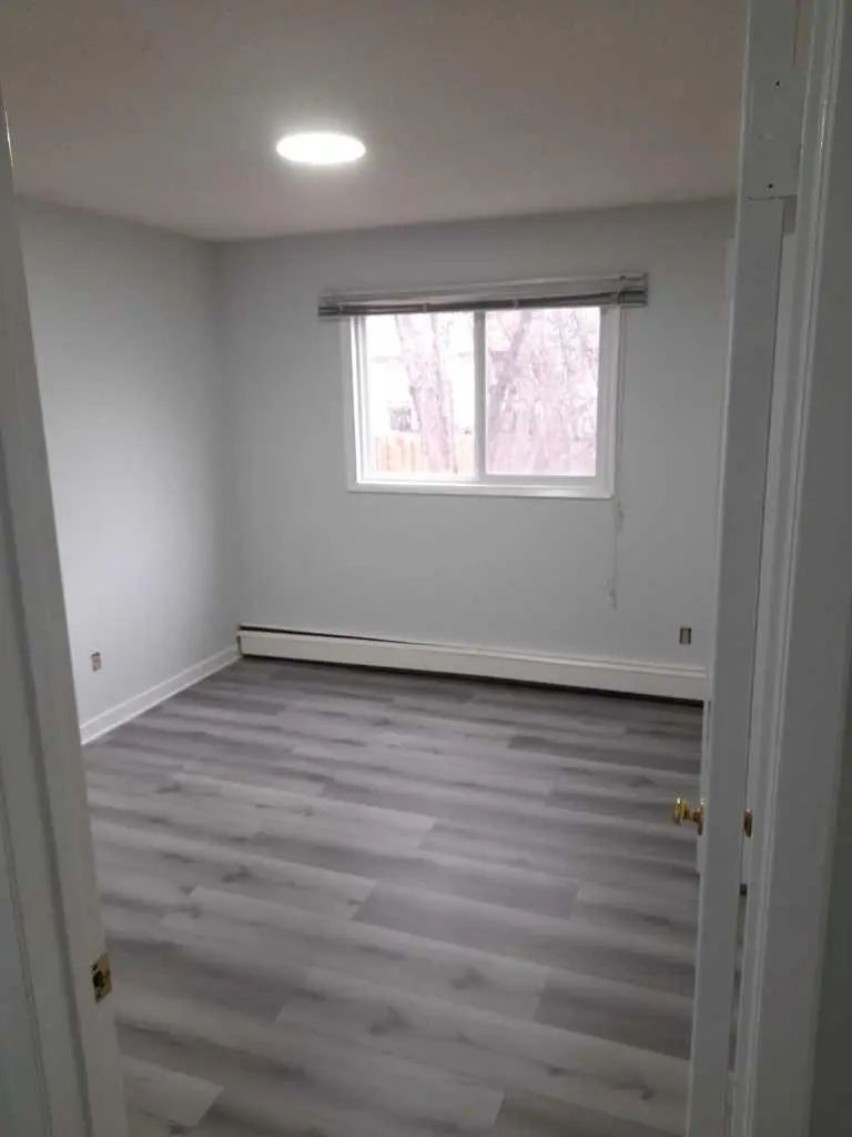 723 5 Street Northeast, Calgary – Commercial Multi Family Listing Photo 10