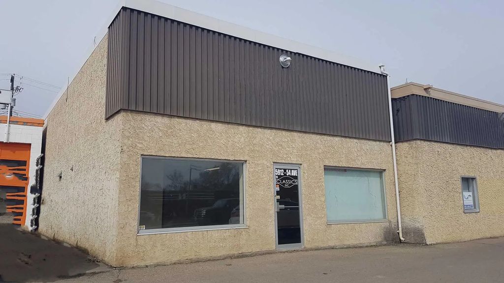 5912 54 Avenue , Red Deer
