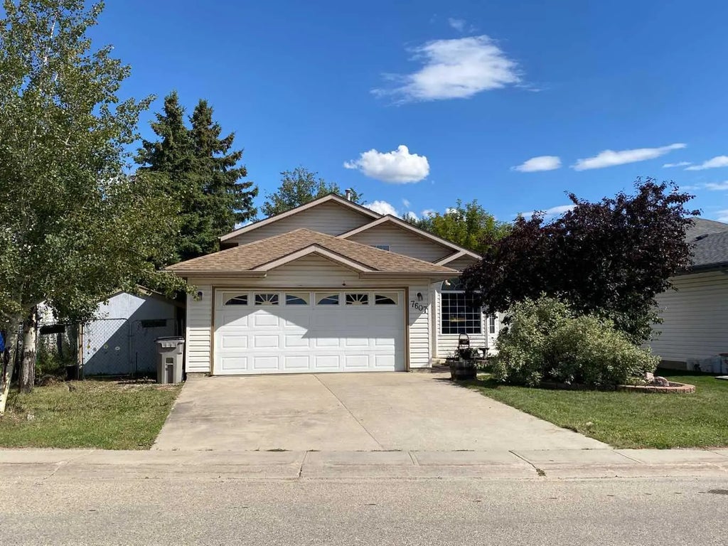 7607 Michealis Boulevard  , Grande Prairie