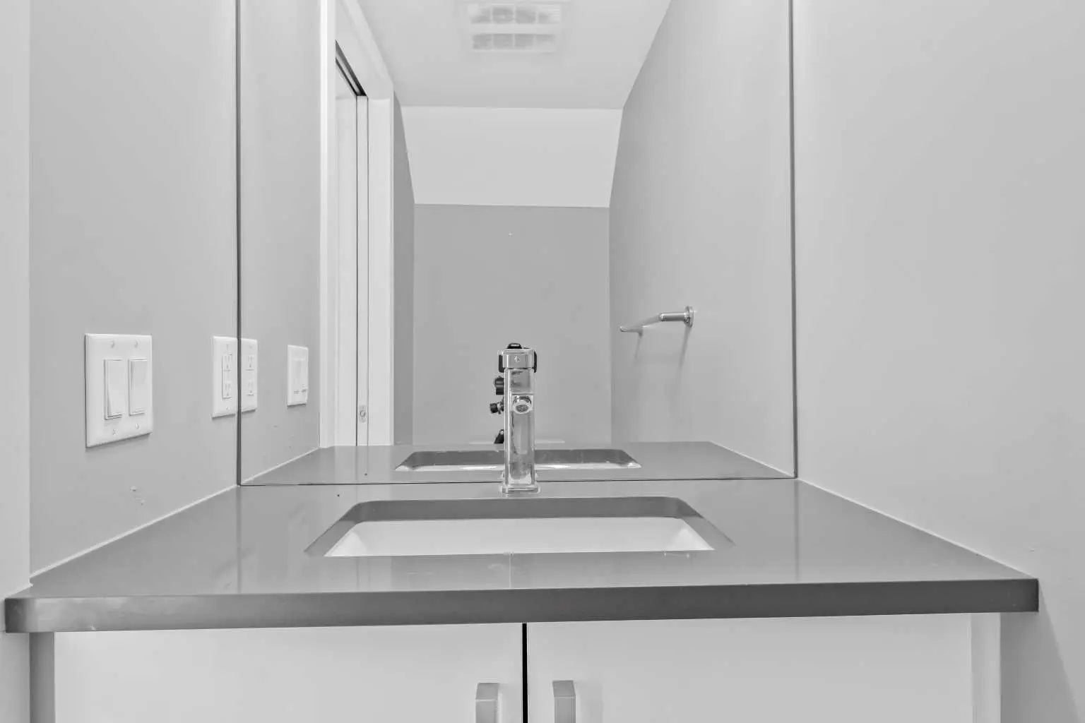 515 4 Avenue Northeast, Calgary – Commercial Multi Family Listing Photo 29