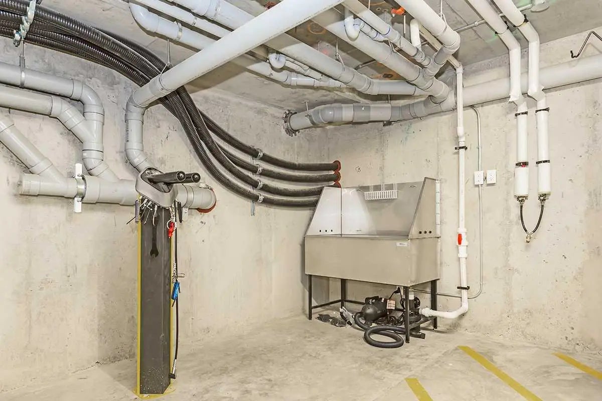 515 4 Avenue Northeast, Calgary – Commercial Multi Family Listing Photo 35