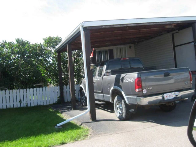 11, 5853 4 Street W, Claresholm