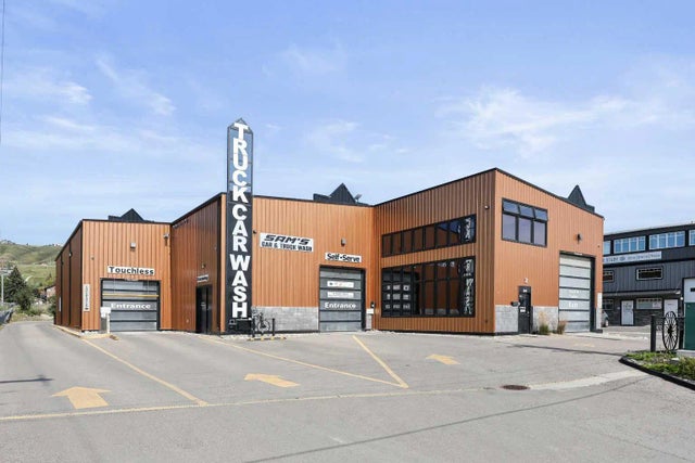 26 Griffin Industrial Point , Cochrane