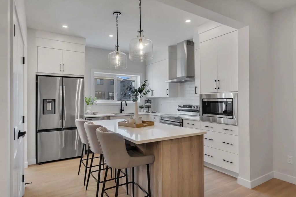 351 Fireside Drive , Cochrane