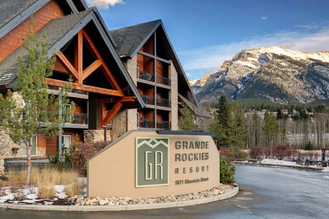 202, 901 Mountain Street , Canmore