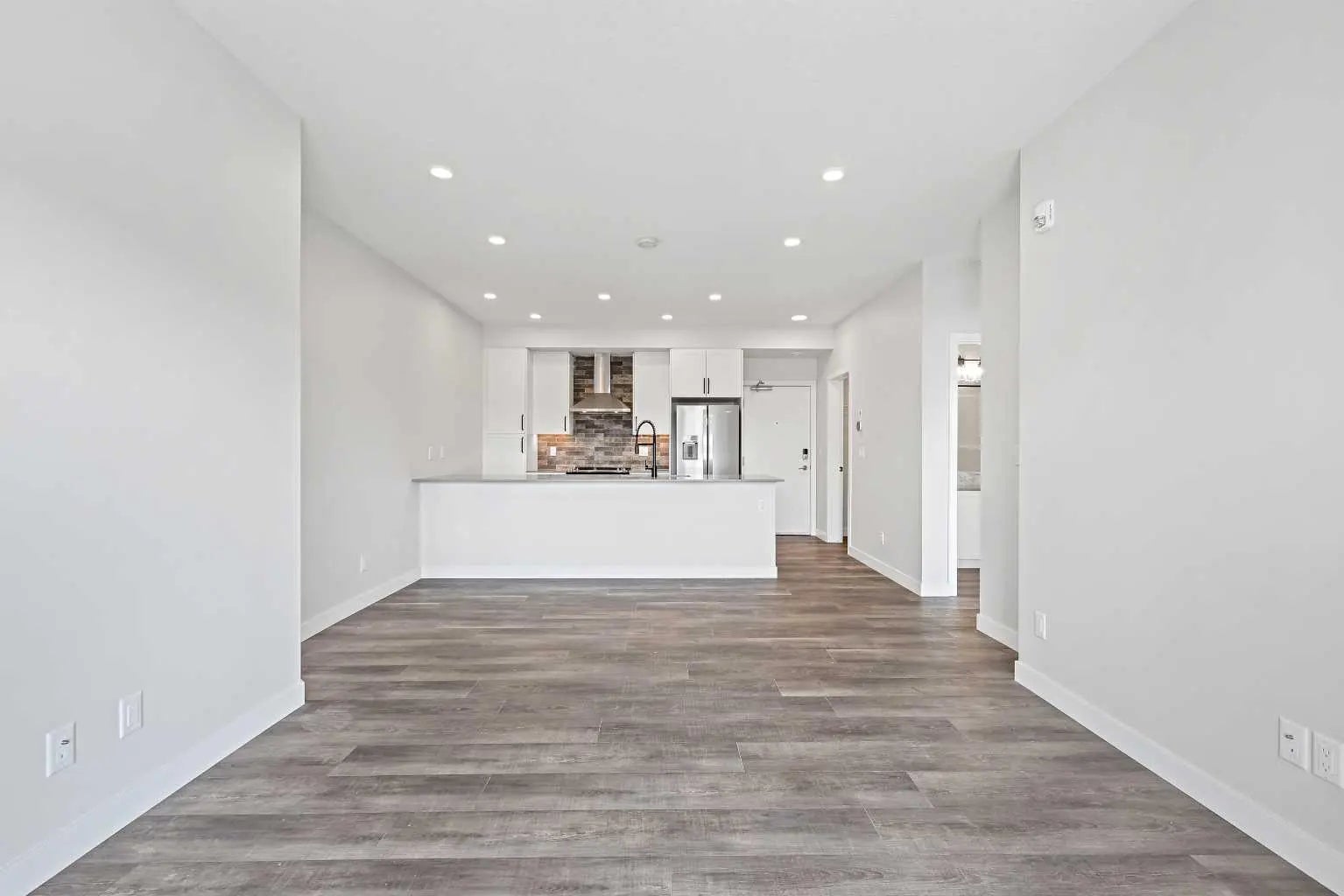 216, 255 Les Jardins Park Southeast, Calgary – Residential Apartment Listing Photo 5