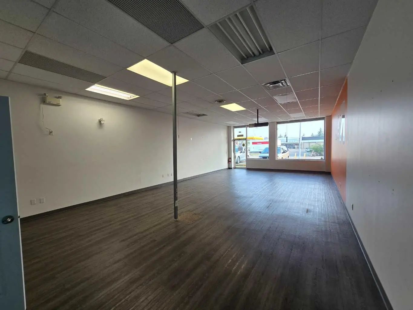 536 2 Avenue Southeast, Airdrie – Commercial Retail Listing Photo 7