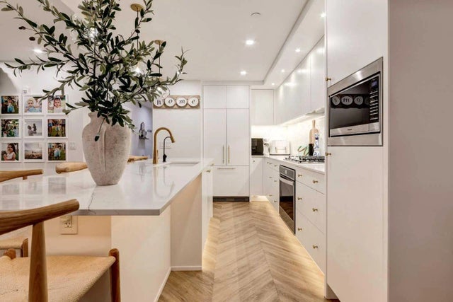 110, 8445 Broadcast Avenue Sw, Calgary