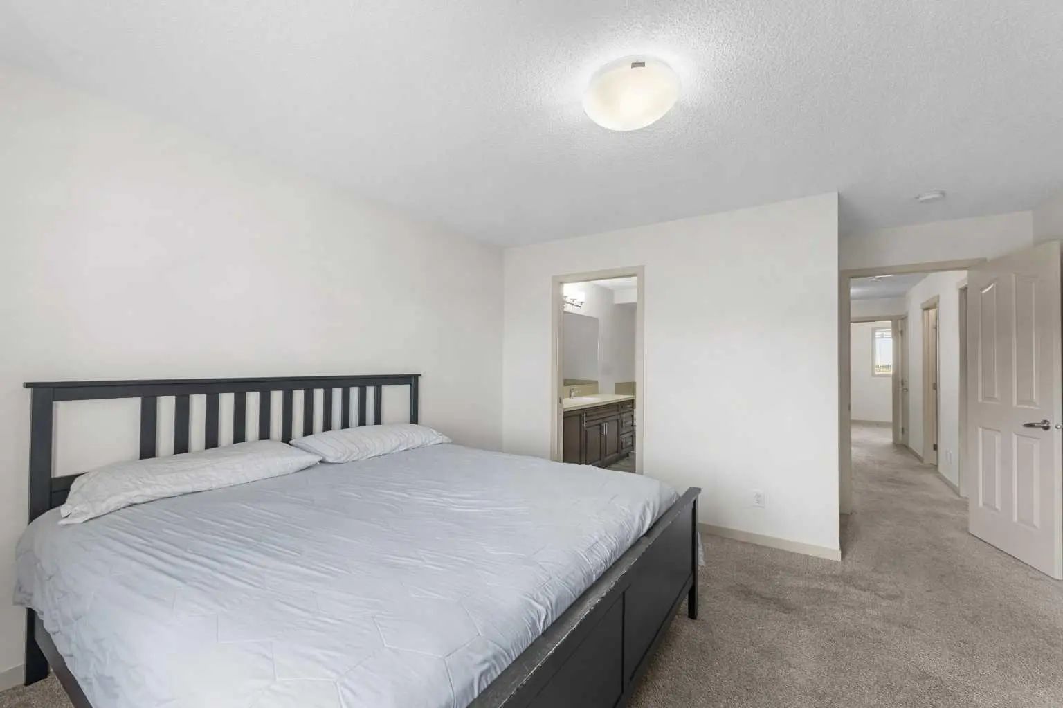 107 Masters Heights Southeast, Calgary – Residential Detached Listing Photo 24