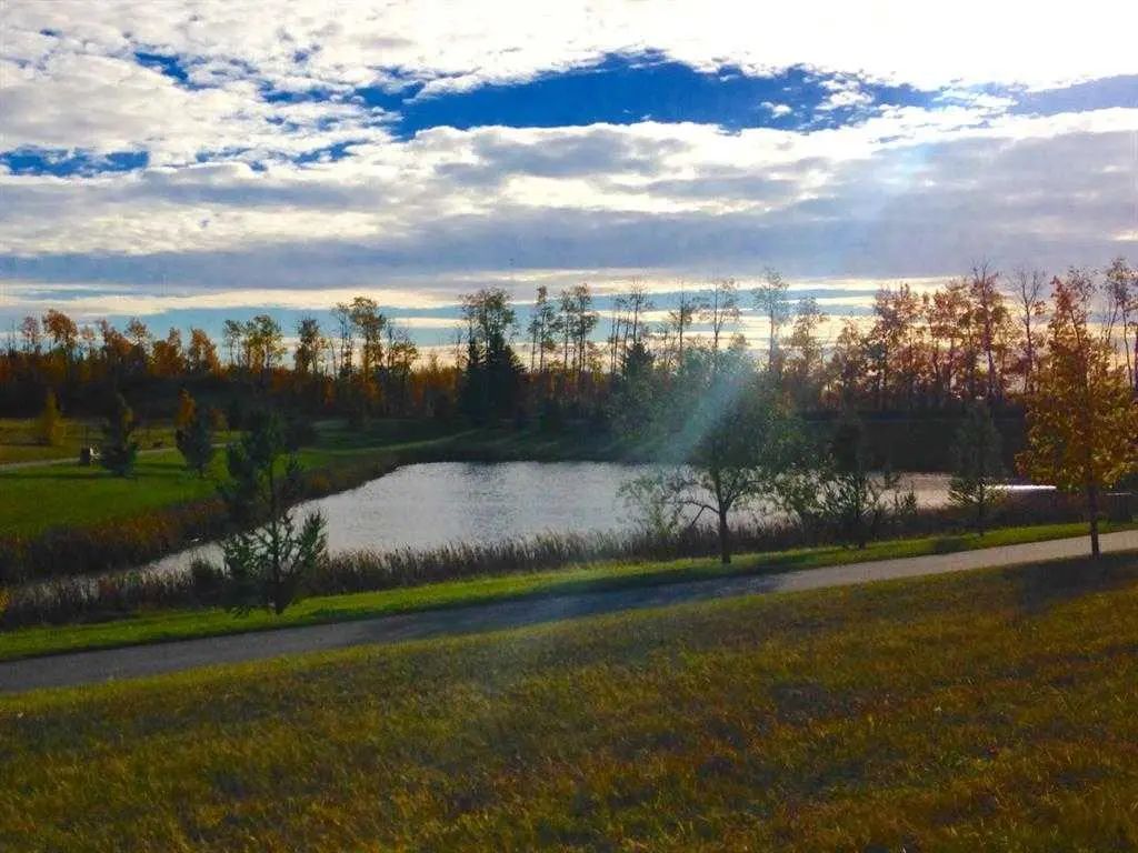 On 106 Street  , Grande Prairie