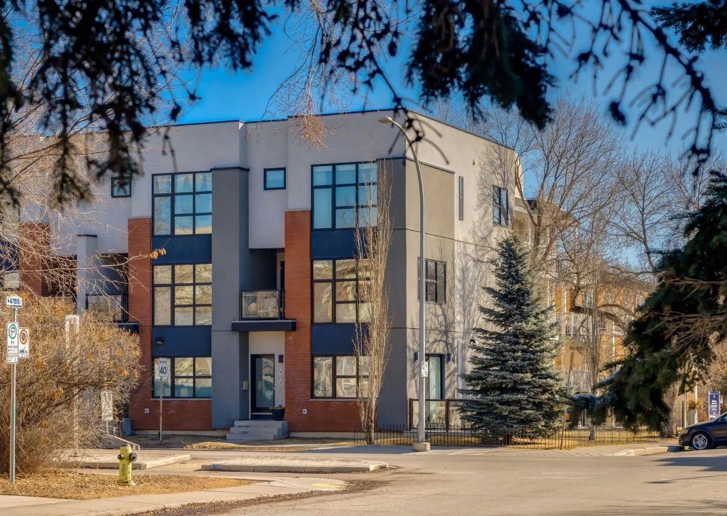 Photo of Listing #A2259360