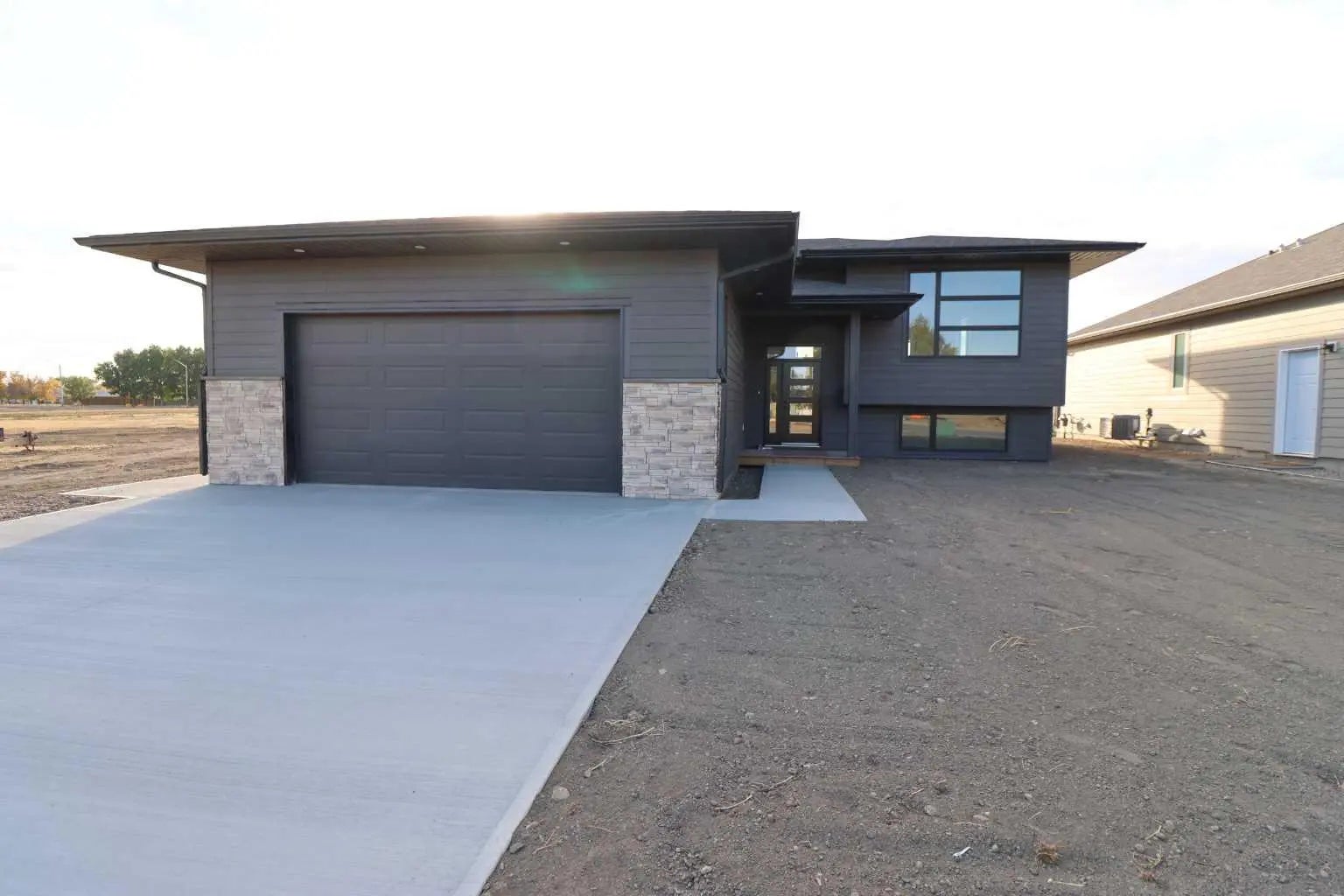 Photo of Listing #A2261066