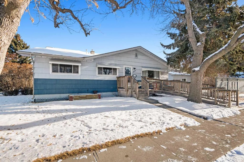 2616 22 Street Nw, Calgary