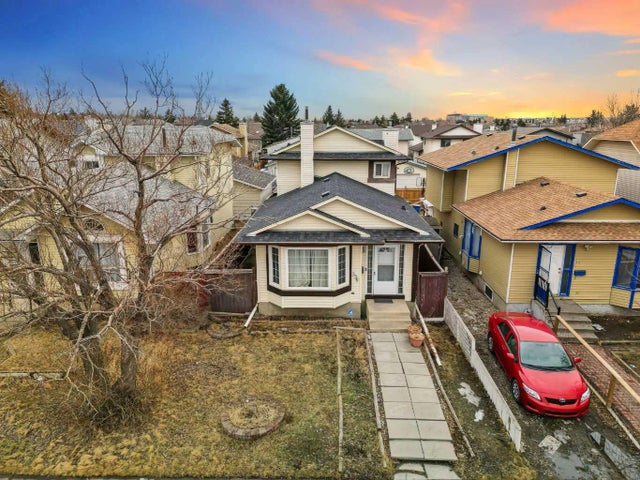 336 Whitworth Way Ne, Calgary