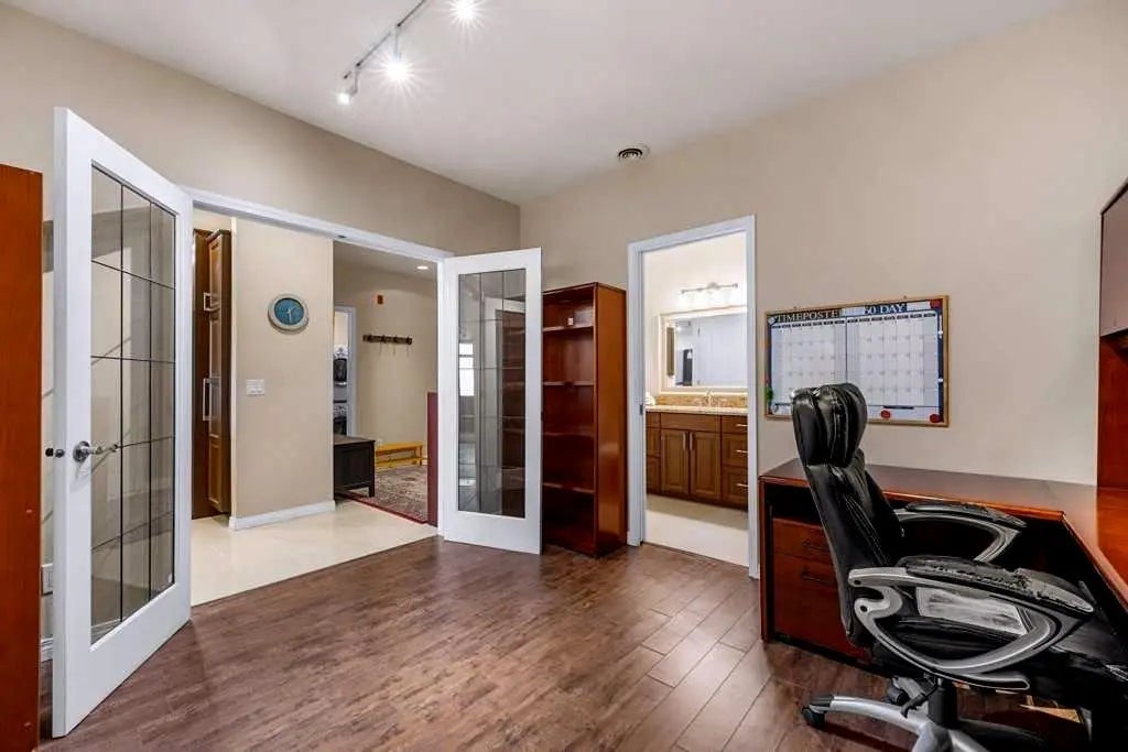 402, 103 10 Avenue Northwest, Calgary – Residential Apartment Listing Photo 23